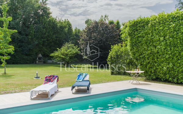 Villa Alberto 10 Sleeps By Tuscanhouses