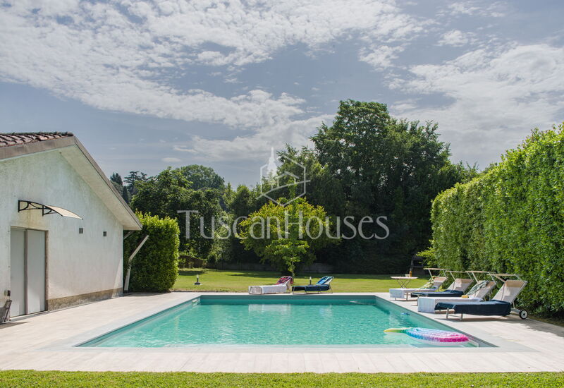 Villa Alberto 10 Sleeps By Tuscanhouses