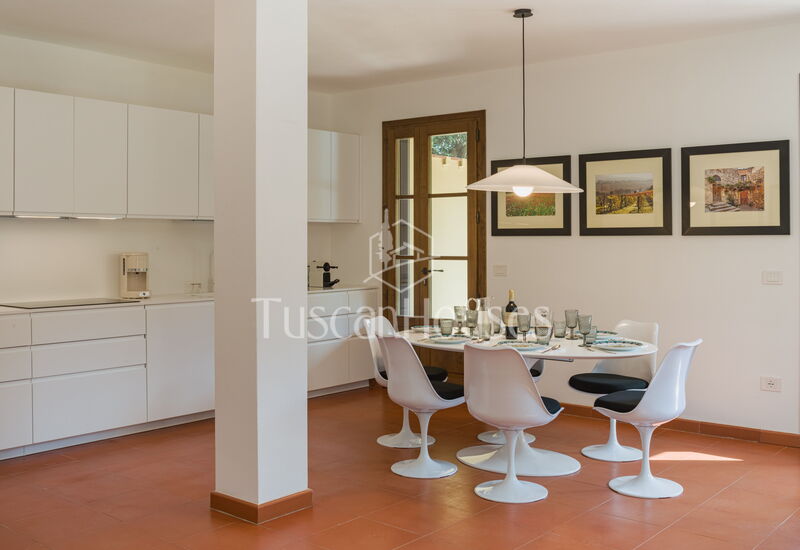 Casa dei Gigli di Dante by Tuscanhouses