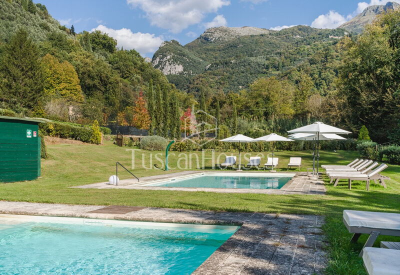 Bianca Dimora by Tuscanhouses