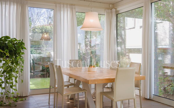 Villa Margherita by Tuscanhouses